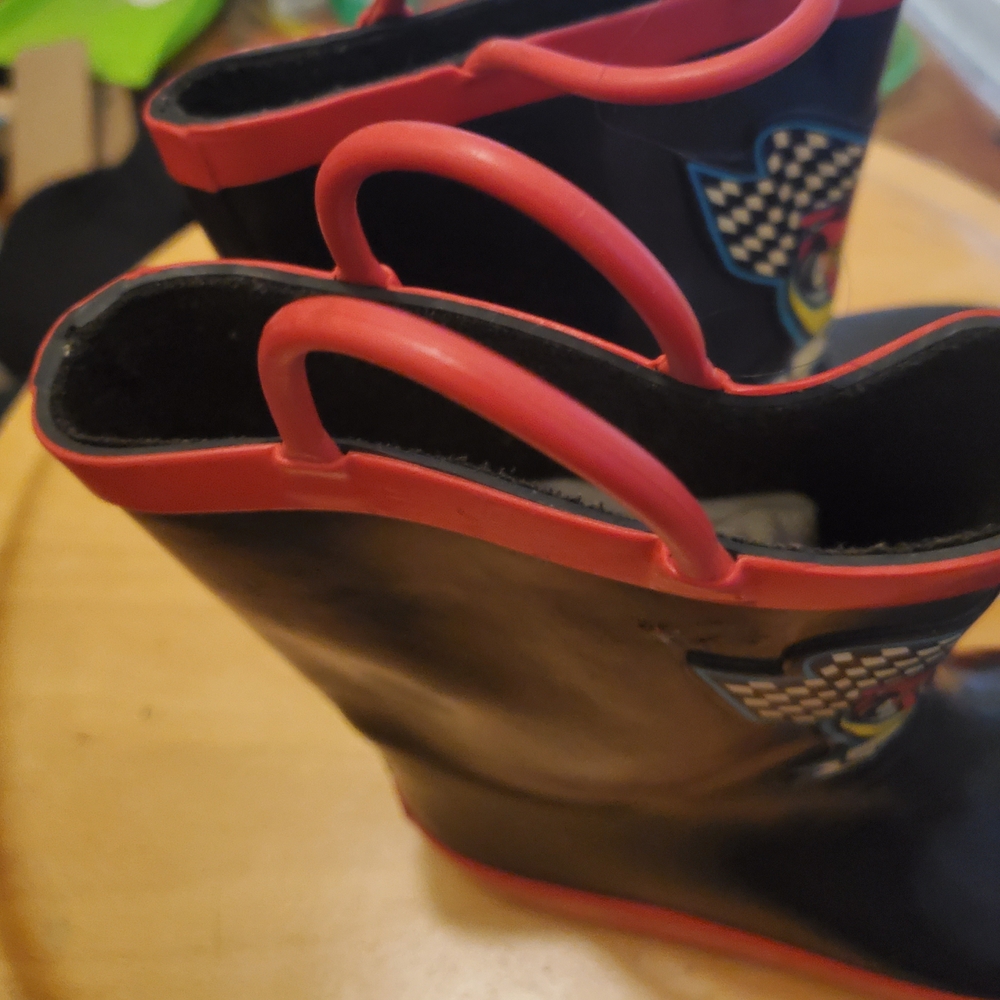 Kids Racing Car Rain Boots - Picture 3 of 7
